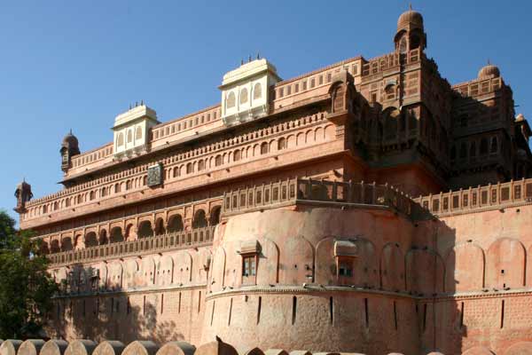 Alquiler de Coches en Bikaner